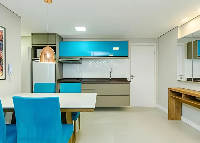 7Th Avenue - s Urooms